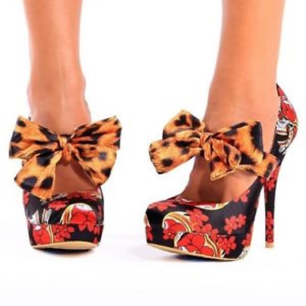 Iron Fist Skull It Out Heel with bow